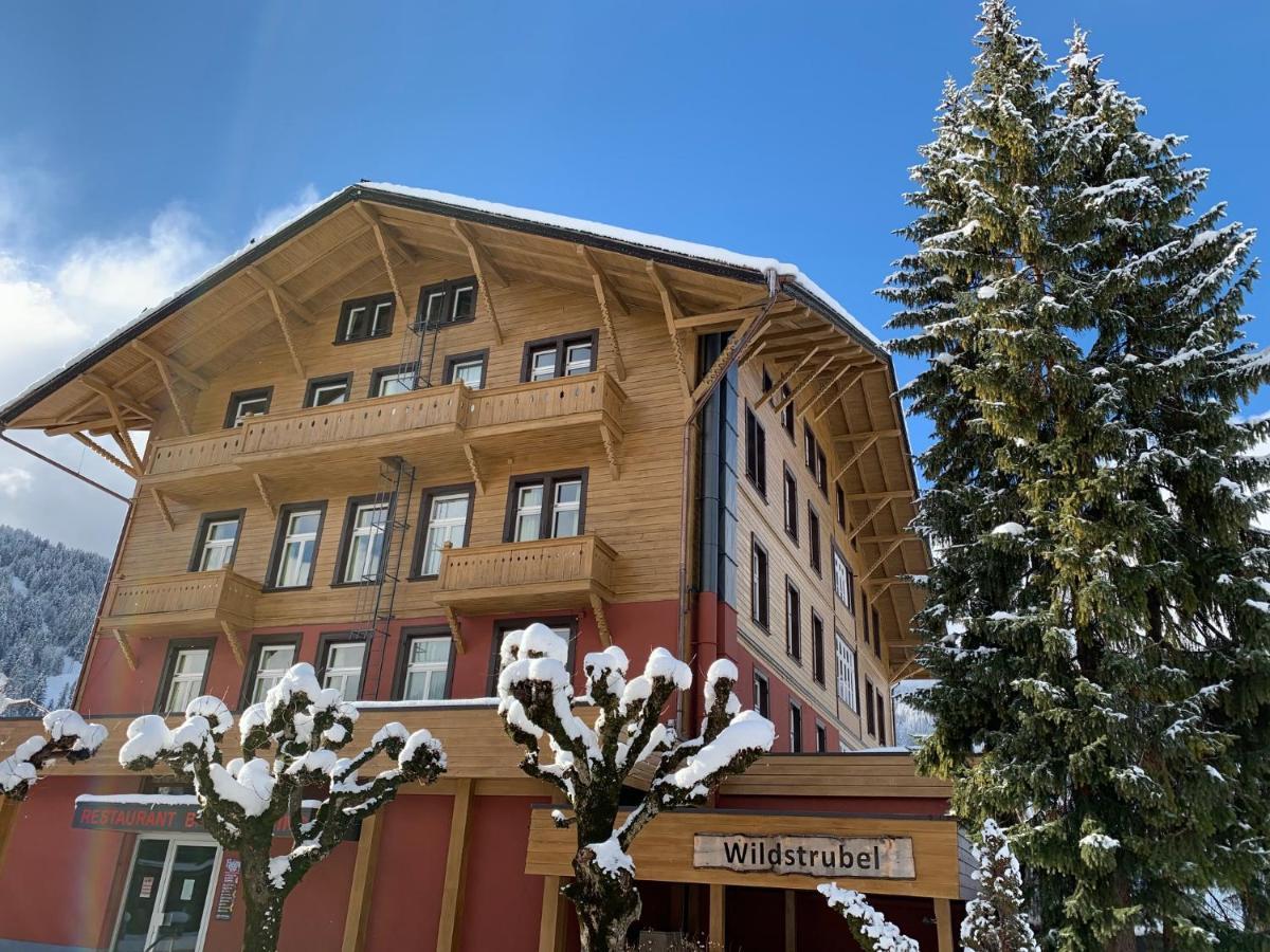 Sporthotel Wildstrubel Lenk Buitenkant foto