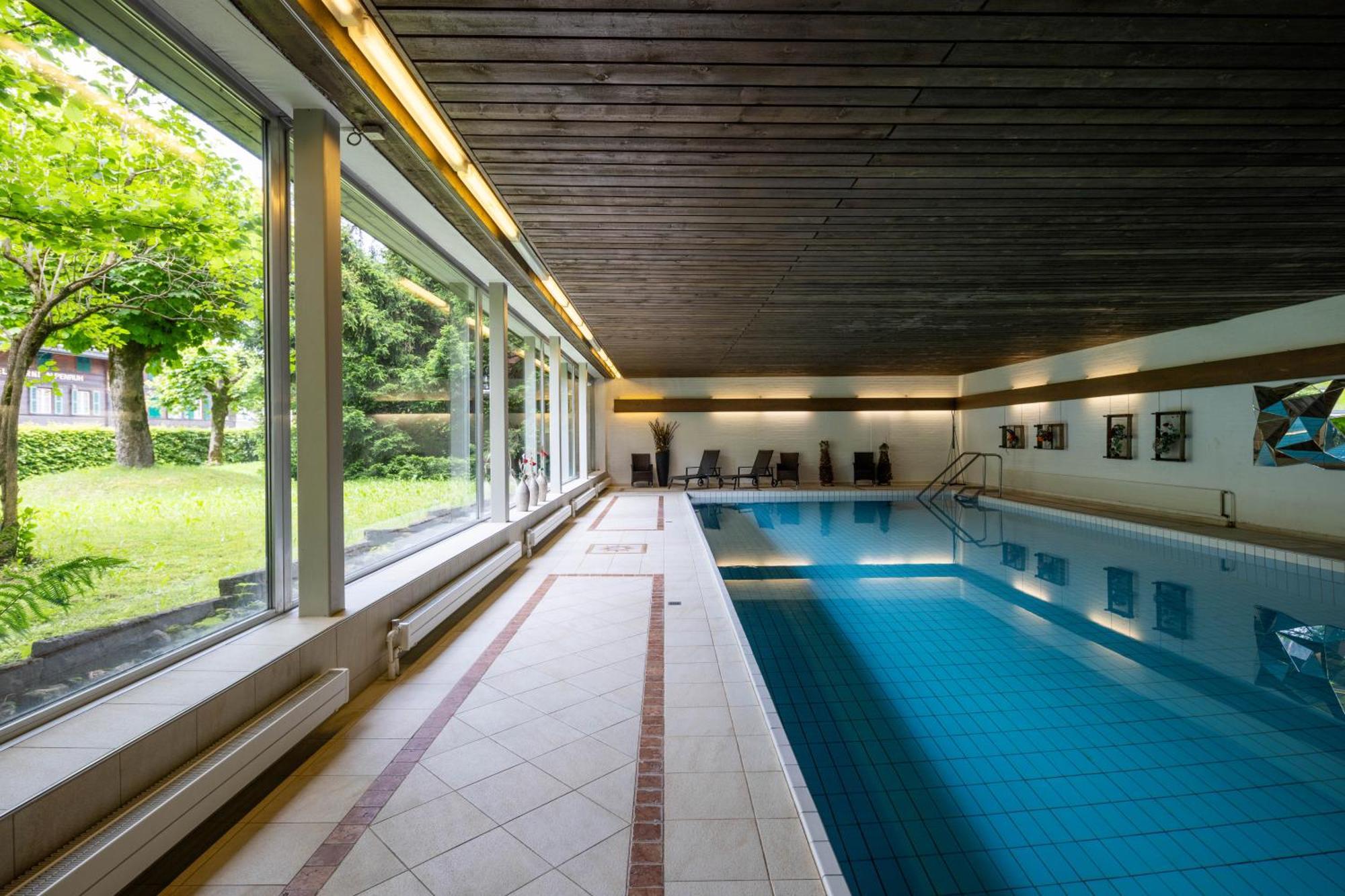 Sporthotel Wildstrubel Lenk Buitenkant foto
